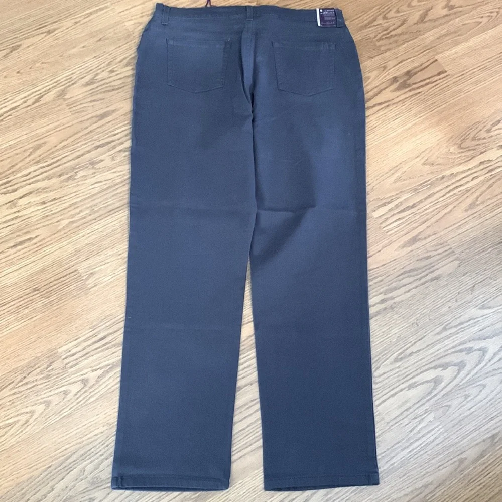Gloria Vanderbilt AMANDA Jeans - Picture 4 of 13